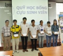 Trao 14 suất học bổng cho sinh viên